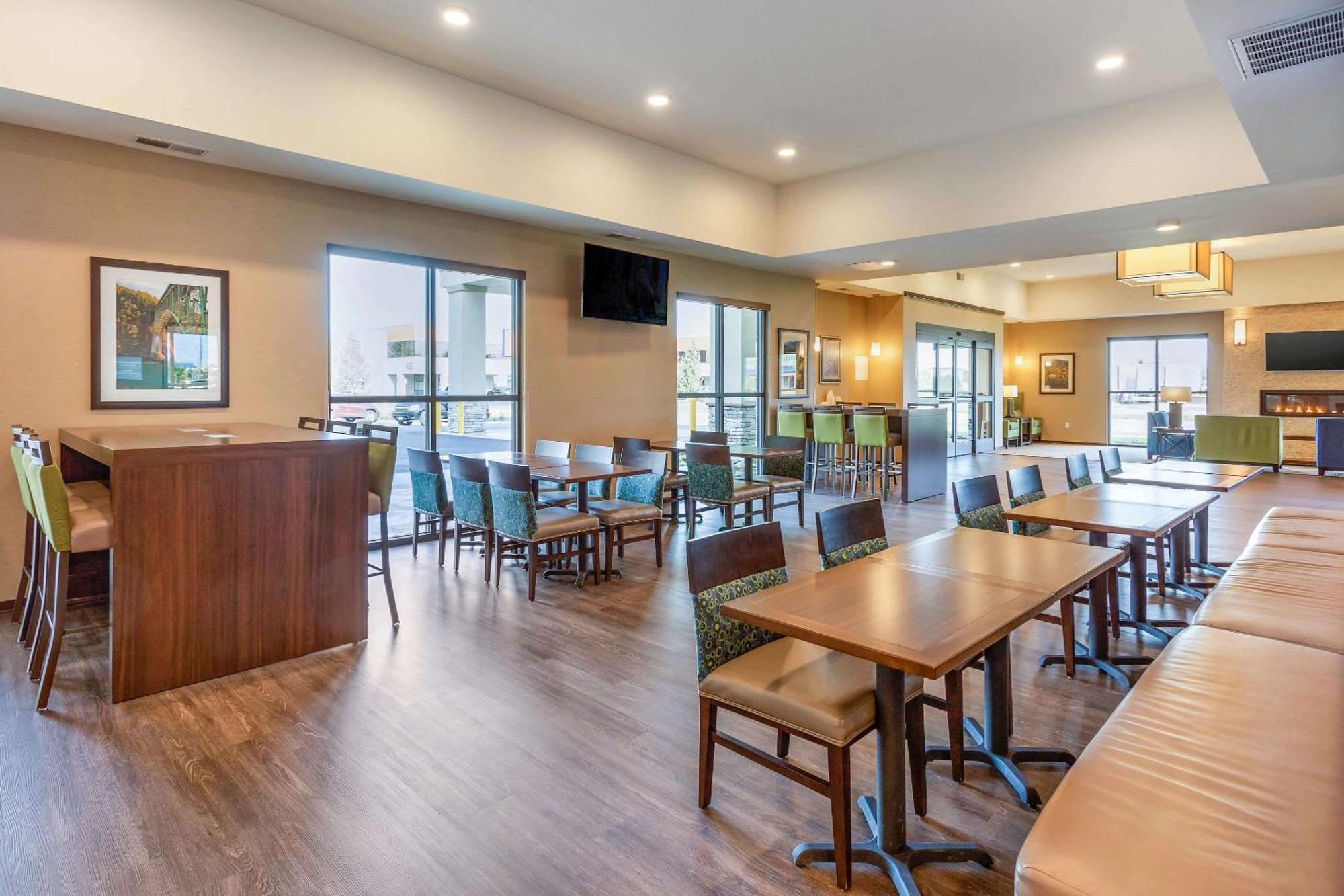 Comfort Suites Burlington Near I-5 Exteriér fotografie